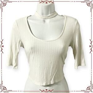 See You Monday Women's M Off-White Crop Top with Built-In Choker